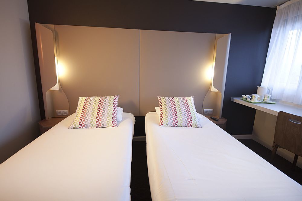 กัมปานีเล เคลมงต์ เฟร์รอง ซุด โอบิเยร์ Hotel โอบิแยร์ ภายนอก รูปภาพ